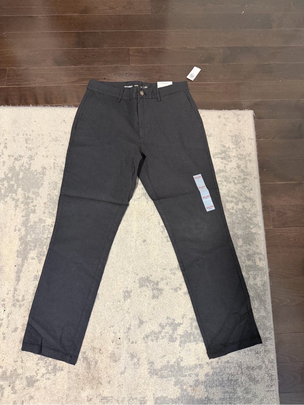 Old Navy Men's Black Patterned Chinos